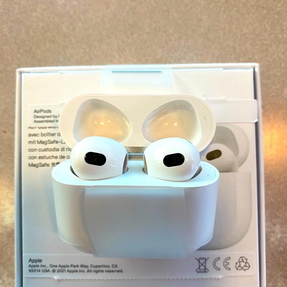 Apple 3rd generation EarPods